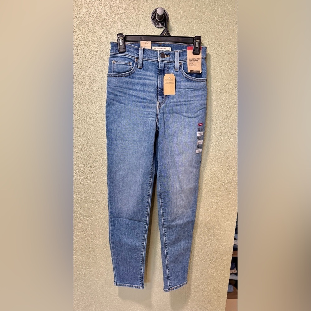 Levi's Women's Straight Leg Jeans